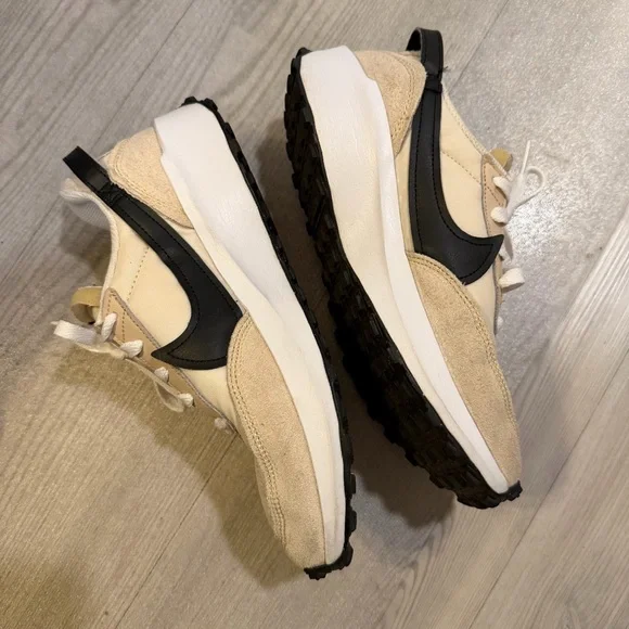 Nike Waffle Debut - Picture 4 of 9